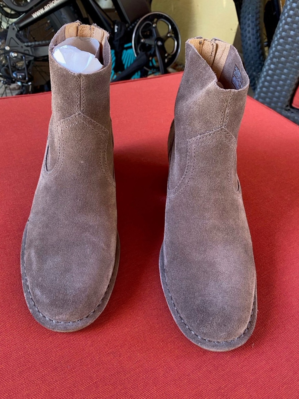 UGG Bandara Brown Suede Boots Size 7
